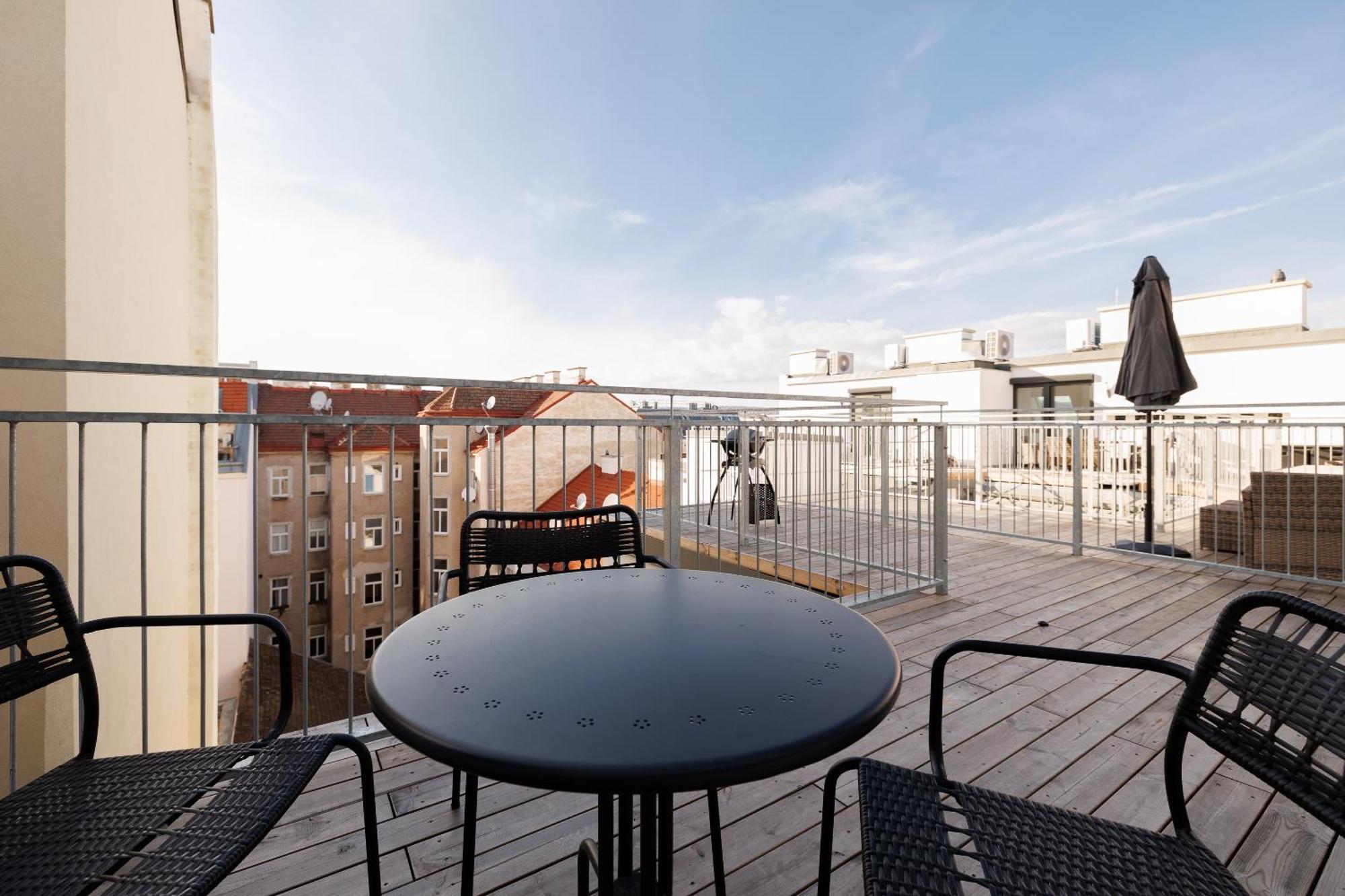 Symphony Apartments 42 - Modern Loft With Terrace And Grill In Central Location Wien Eksteriør bilde